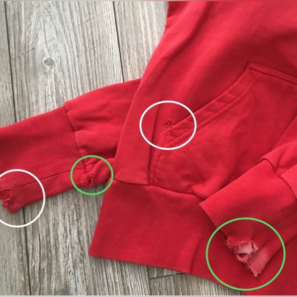 5/25$ ✨ GUC Vintage Nikita Hoodies - Picture 3 of 10